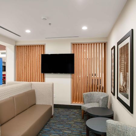 Holiday Inn Express & Suites Oakhurst-Yosemite Park Area By Ihg Zewnętrze zdjęcie