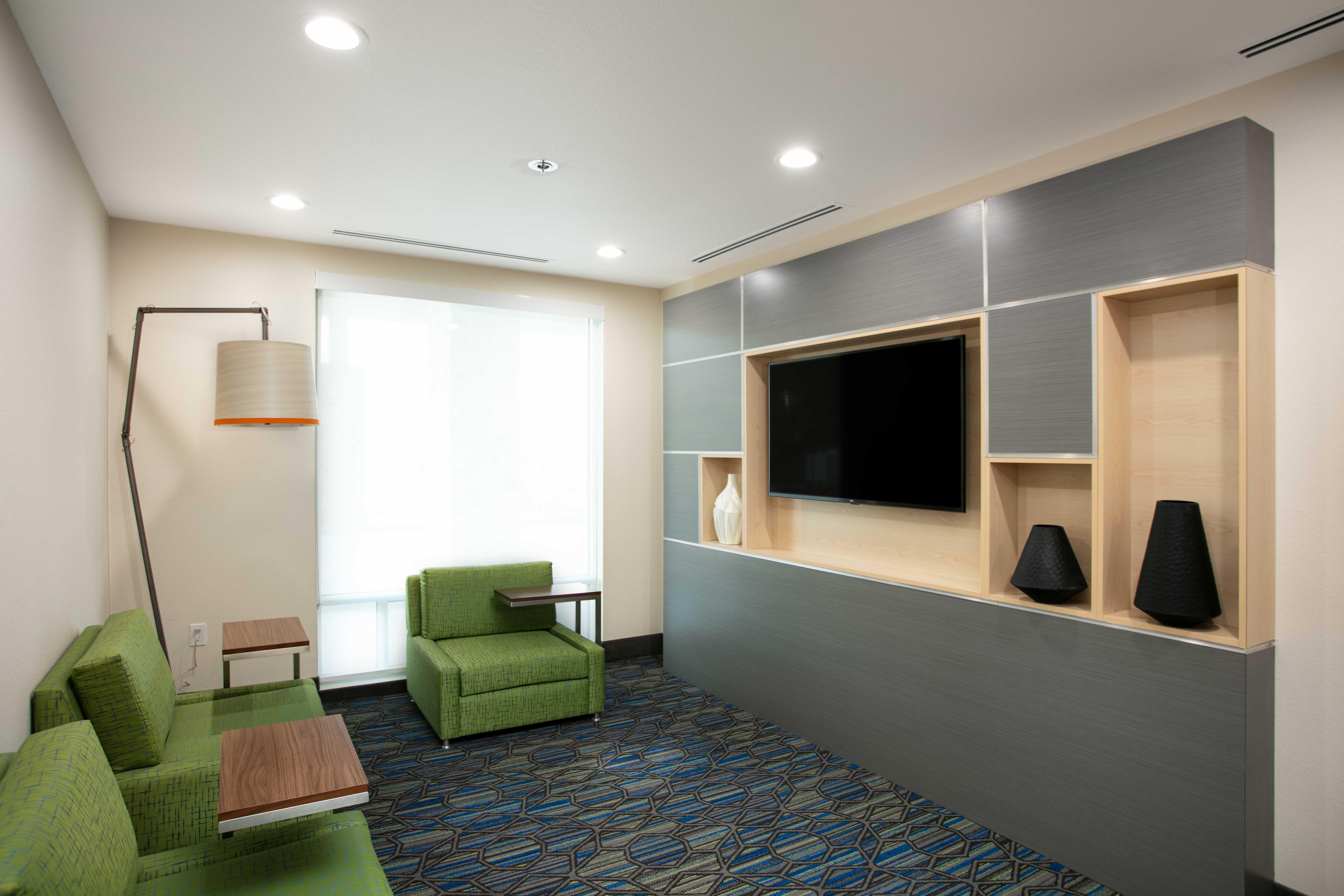Holiday Inn Express & Suites Oakhurst-Yosemite Park Area By Ihg Zewnętrze zdjęcie
