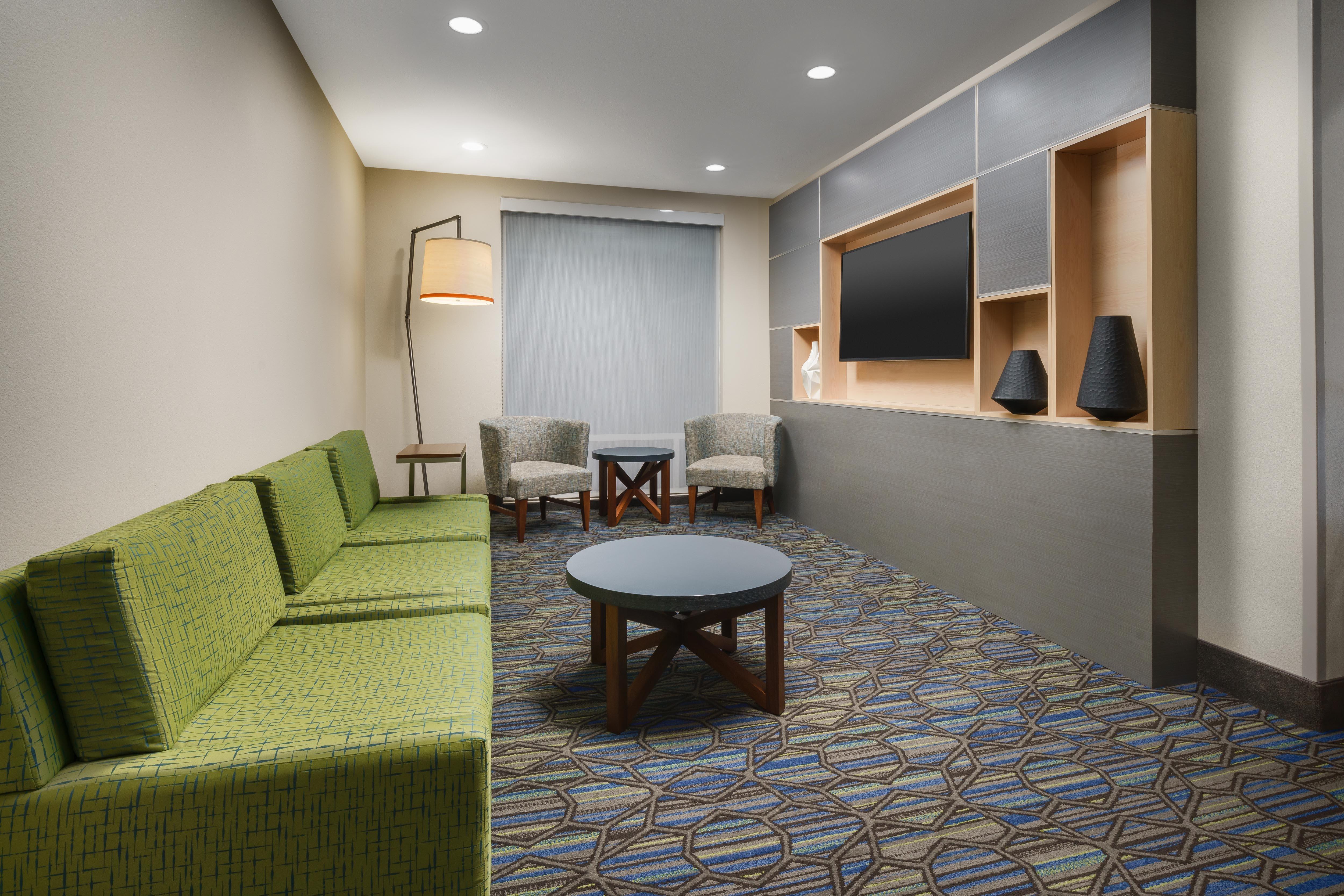 Holiday Inn Express & Suites Oakhurst-Yosemite Park Area By Ihg Zewnętrze zdjęcie
